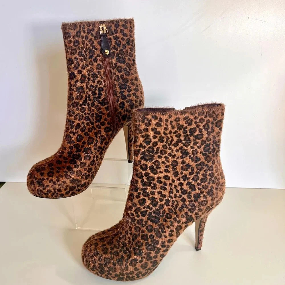 Dollhouse vintage leopard turn high heal boots‎ size 7.5 new in box